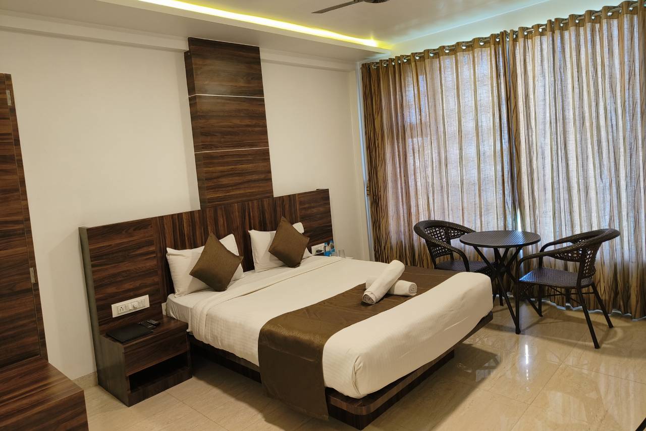 Deluxe Couple Room hotel in Panchgani