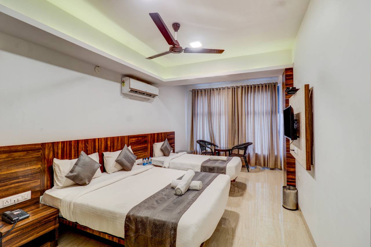  valley and River view hotel in panchgani