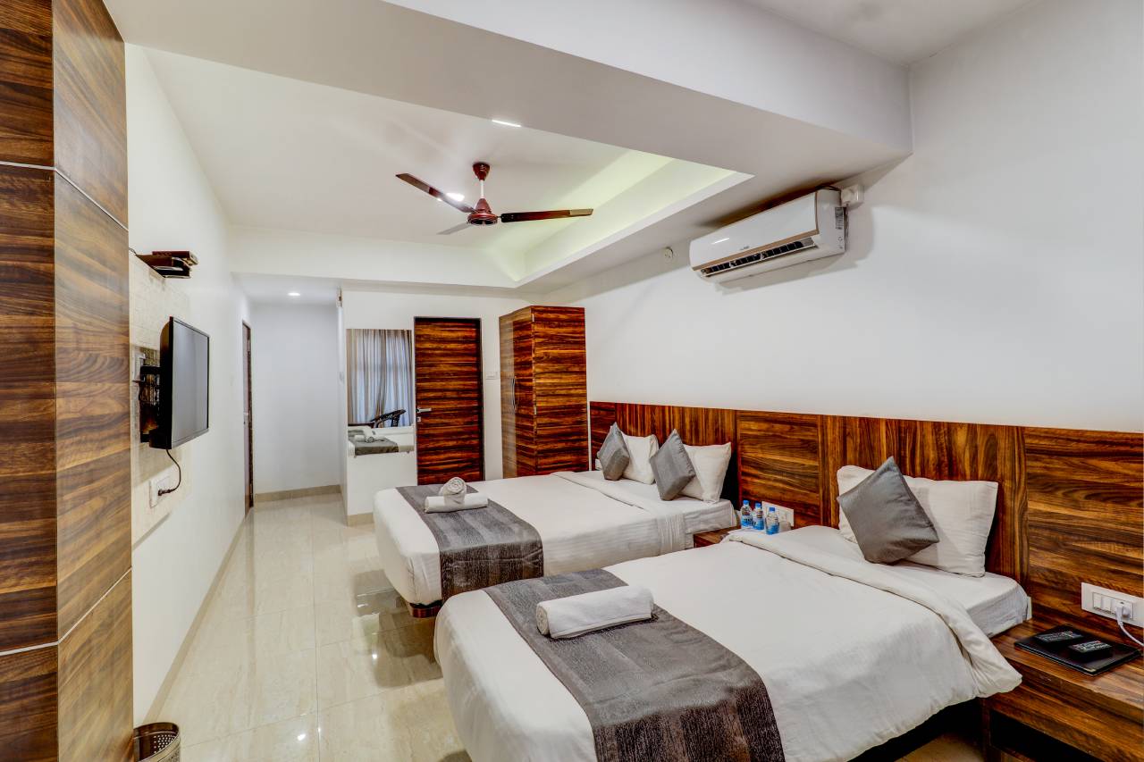 super deluxe hotel in panchgani